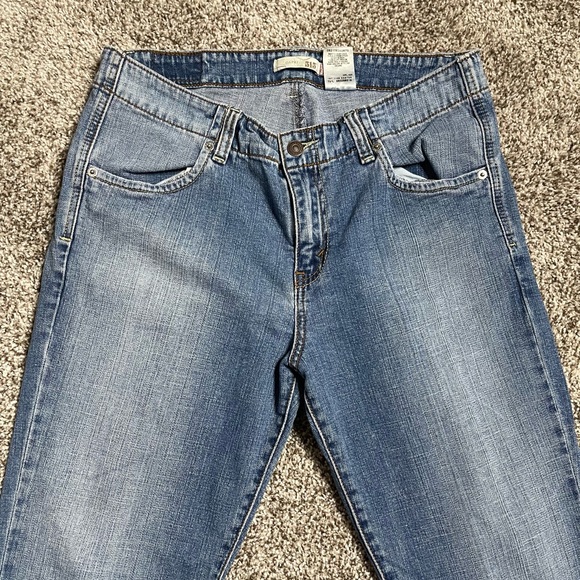 Levi's 515 Capri Cropped Blue Jeans Women’s Size 12 - Picture 3 of 14